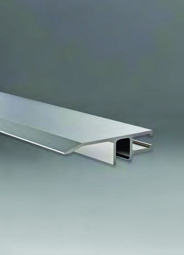 Profil de finition au sol à clipser pour DEFENDER 810, L3000